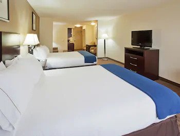 HOLIDAY INN EXPRESS HOTEL & SUITES MERCED